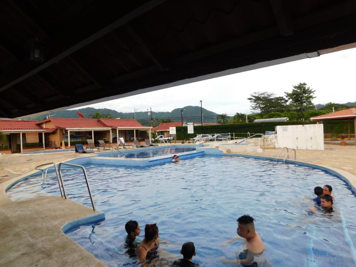 Condo Villa B27 Sleeps Five People - B28 Sleeps Six People - Price Includes Housekeeping Fees Not Taxes - Very Close To The Pool And Beach! Jacó Εξωτερικό φωτογραφία